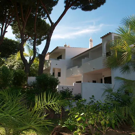 Villa Vale Do Garrao