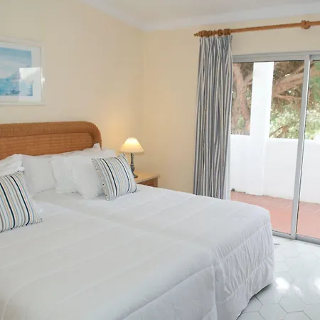 Vale Do Garrao فيلة *