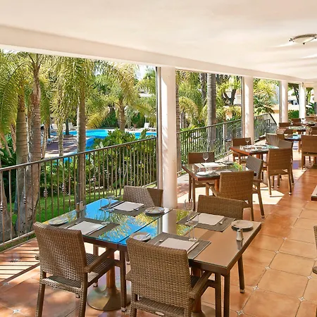 فيلة Vale Do Garrao *