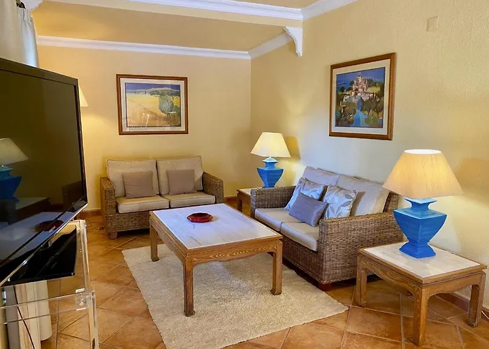 ヴィラ Vale Do Garrao