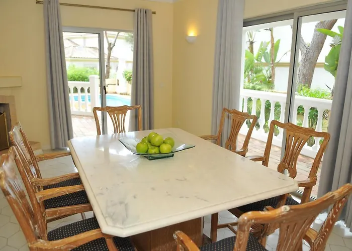 Vale Do Garrao ヴィラ