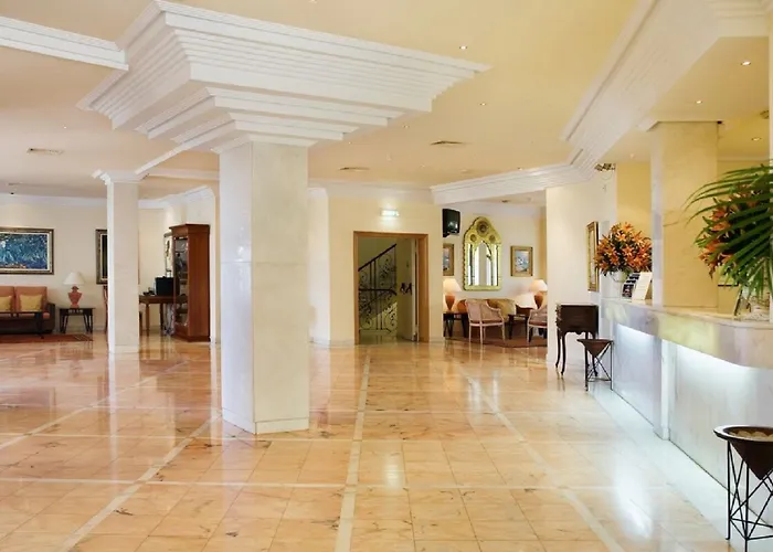 Vale Do Garrao * アルマンシル