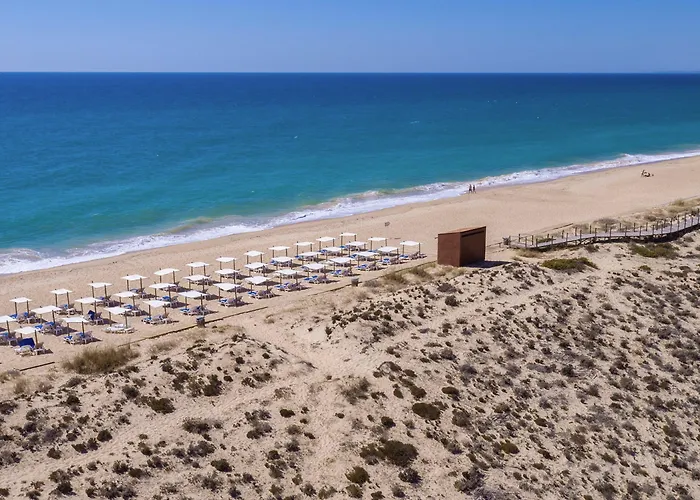 Vale Do Garrao ヴィラ アルマンシル