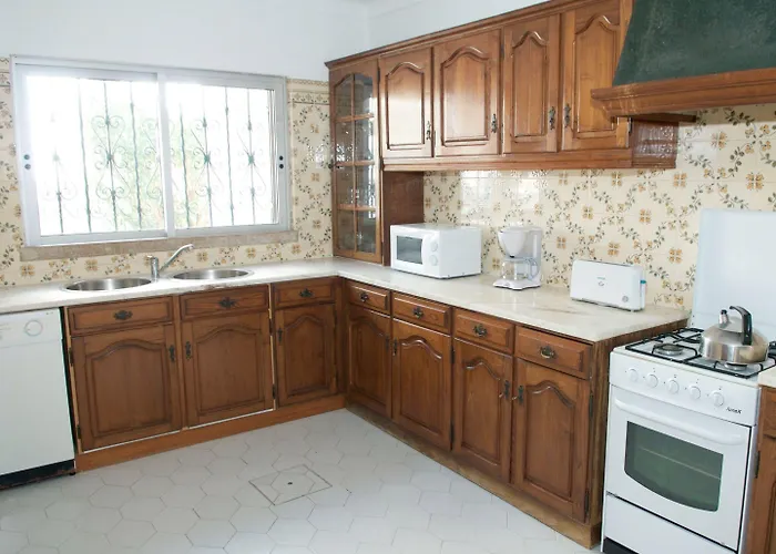 Vale Do Garrao ヴィラ アルマンシル