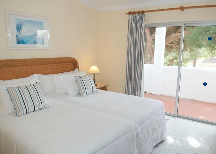 Vale Do Garrao ヴィラ *