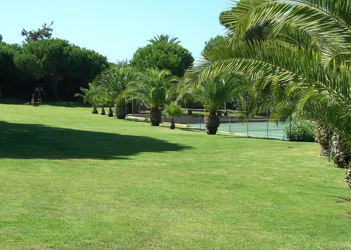 ヴィラ Vale Do Garrao